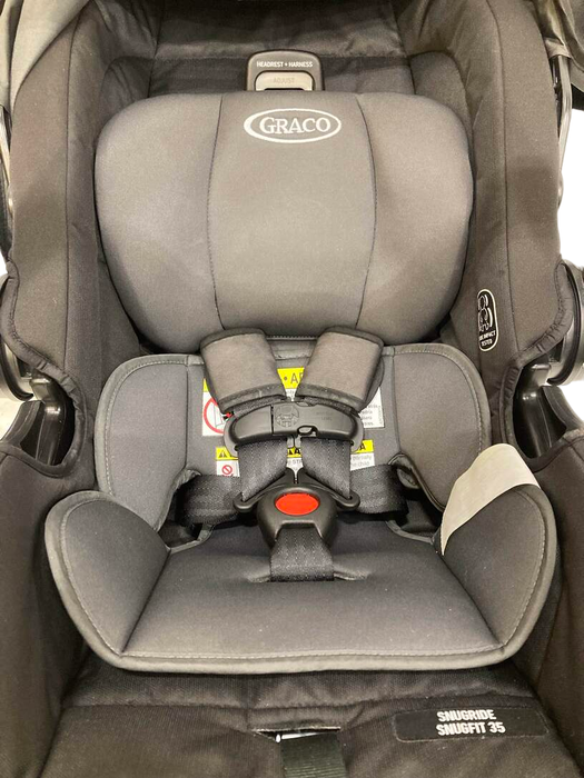Shop Graco SnugRide SnugFit 35 Infant Car Seat, 2022, Gotham at Goodbuygears