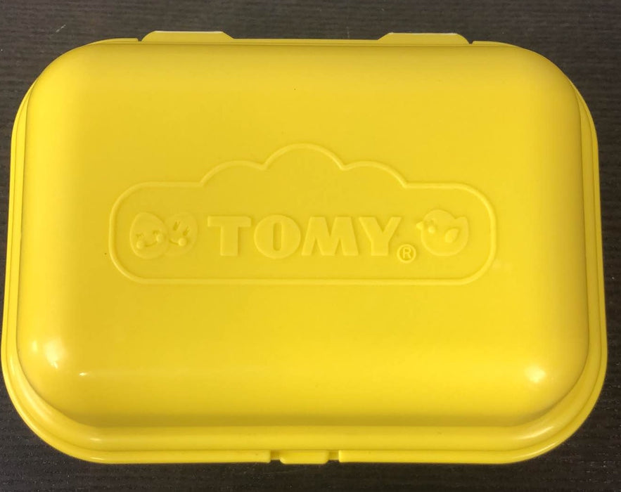 secondhand TOMY Hide And Squeak Eggs