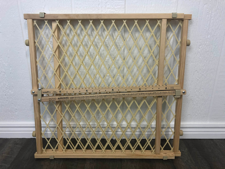 Shop Evenflo Position & Lock Classic Pressure Mount Gate, 26"-42" at Goodbuygears