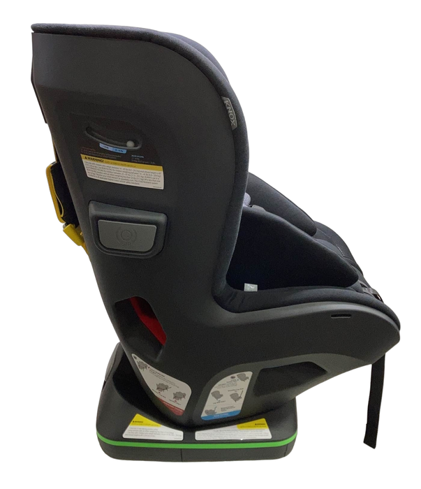 Shop UPPAbaby KNOX Convertible Car Seat, Jake Black, 2023 at Goodbuygears