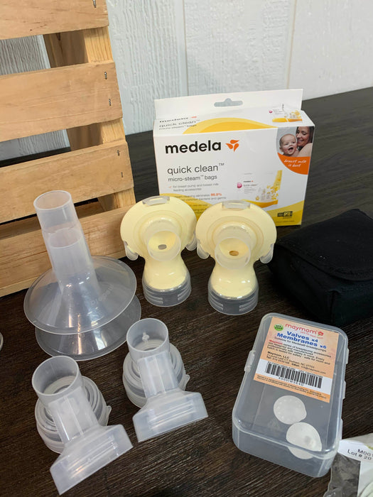 used Feeding Accessories