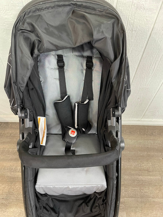 gb Lyfe Stroller, 2017