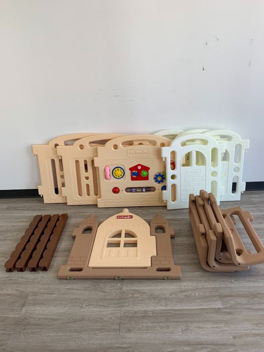 Dwingular Kid’s Castle Playpen, Caramel