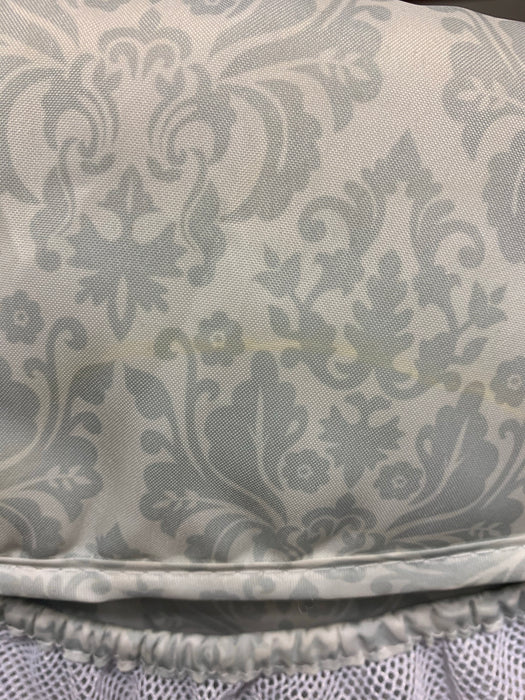 Halo Bassinest Swivel Sleeper- Premiere Series